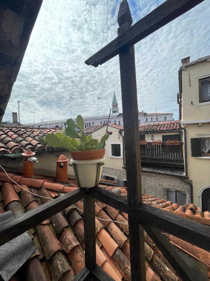 Ferienwohnung Ca' Ai Sospiri Venedig Exterior foto